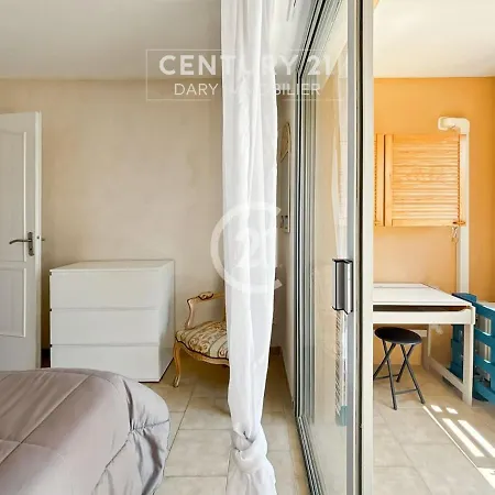 La Roseraie Calvi, Bord De * Calvi (Corsica)