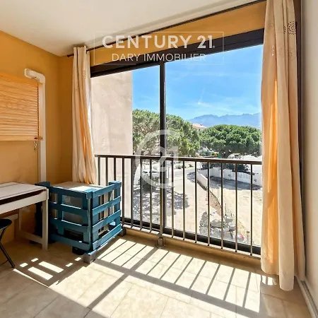 La Roseraie Calvi, Bord De * Καλβί