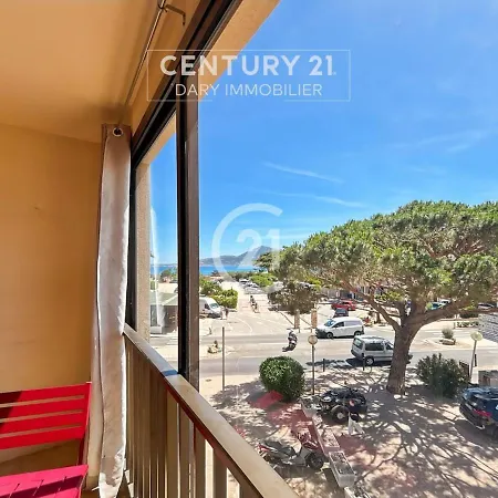 La Roseraie Calvi, Bord De Appartement