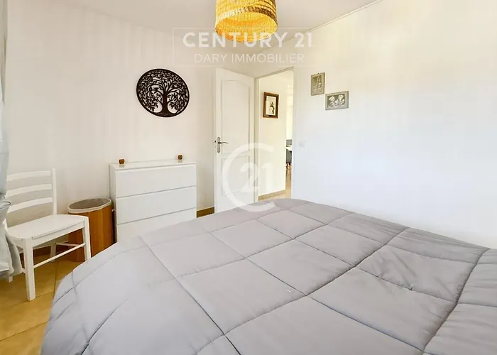 La Roseraie Calvi, Bord De Calvi (Corsica)