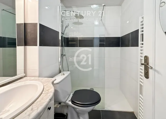 La Roseraie Calvi, Bord De 公寓 *